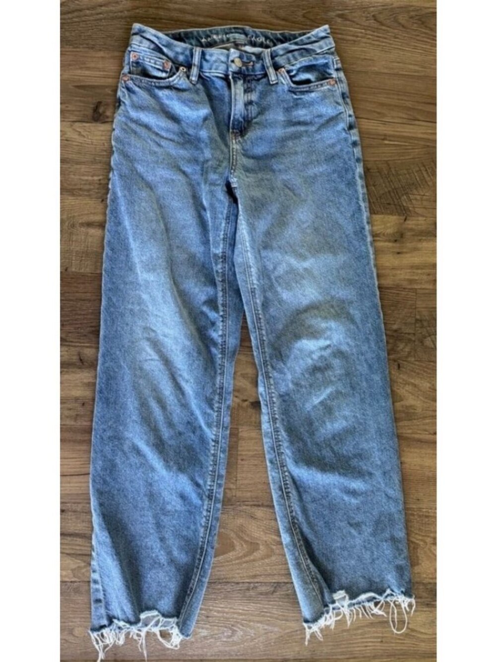 American Eagle Outfitters Curvy Stovepipe Mid Rise Jeans Medium Wash Women's 00